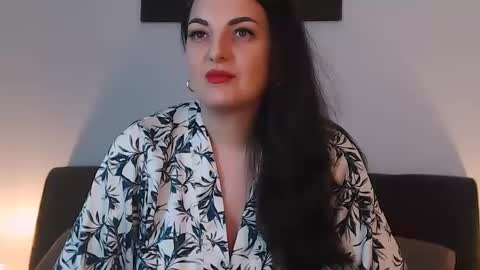 Melissa Khaan online show from 12-28-24, 12:45