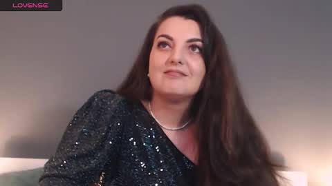 Snapshot of itsyourlady chatting on 02-05-26, 08:08 Melissa Khaan online show from 02-05-26, 08:08