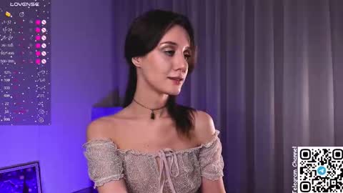 Snapshot of ittybittytittykira chatting on 11-24-25, 11:32 Kira online show from 11-24-25, 11:32