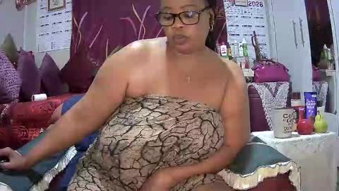 itumeleng74 online show from 04-10-26, 04:44