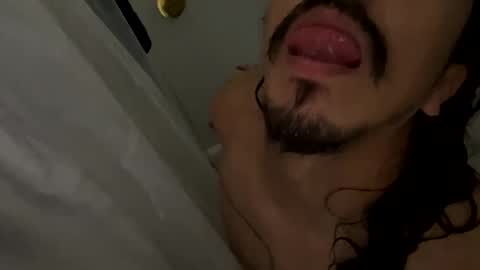 Frederect Cumms online show from 09-30-25, 05:12