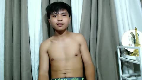 Snapshot of itzme_urhornyjerwin chatting on 03-12-26, 12:22 jerwin online show from 03-12-26, 12:22