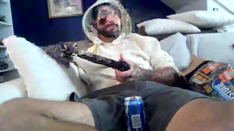 Itzmeebabyy online show from 10-23-25, 05:44