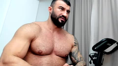 Snapshot of iustinmucle95 chatting on 12-20-24, 03:47 iustinmucle95 online show from 12-20-24, 03:47