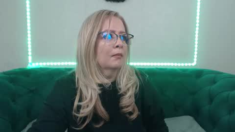 ivanacharm online show from 03-09-26, 04:38