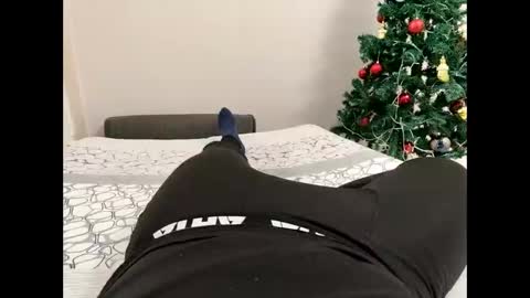 Snapshot of ivanes888 chatting on 01-20-25, 07:47 Mickey online show from 01-20-25, 07:47