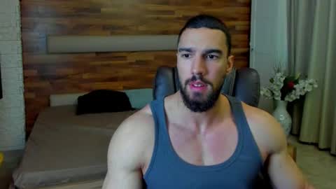 Snapshot of ivanhydee chatting on 06-14-26, 04:36 IvanHydee online show from 06-14-26, 04:36