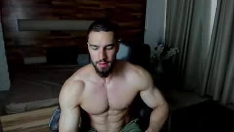 Snapshot of ivanhydee chatting on 06-20-26, 04:37 IvanHydee online show from 06-20-26, 04:37
