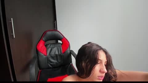 ivanna_essis online show from 12-13-24, 09:30