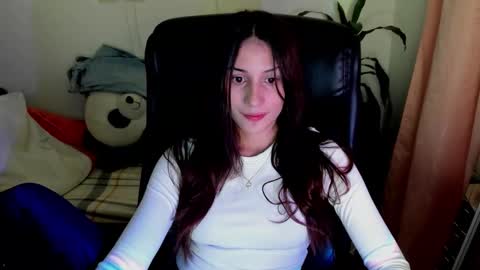 ivanna_essis online show from 10-19-25, 12:33