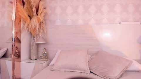 Snapshot of ivannaanggel chatting on 06-03-26, 01:03 Ivannaanggel online show from 06-03-26, 01:03