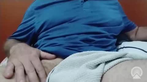 Snapshot of ivanxx712 chatting on 12-19-25, 12:17 Ivanxx712 online show from 12-19-25, 12:17