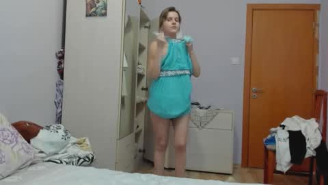 Iveta online show from 10-22-25, 06:07