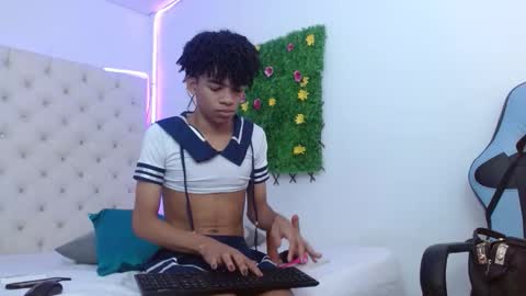 Ivon online show from 10-19-25, 12:39