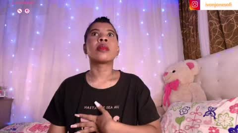 Snapshot of ivonjoness chatting on 05-13-26, 03:04 Ivon Miss Jones online show from 05-13-26, 03:04