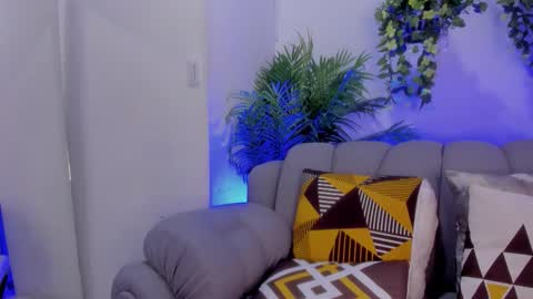 ivonne_torres online show from 11-05-25, 03:39