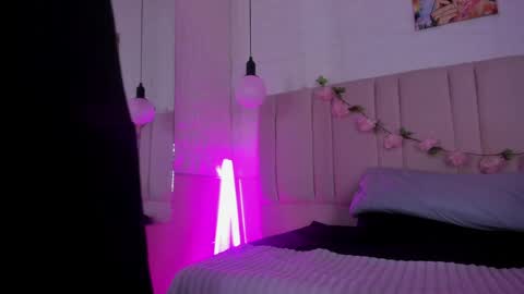 Snapshot of ivonne_valencia chatting on 05-05-26, 02:36 ivonne_valencia online show from 05-05-26, 02:36