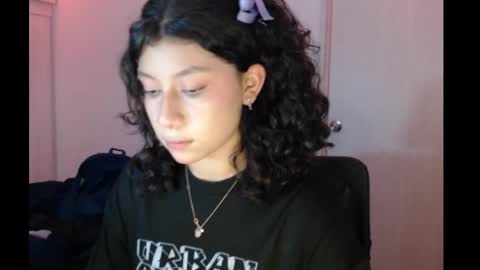 ivonny111 online show from 11-18-25, 07:35