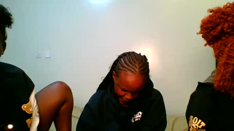 ivory_mae online show from 08-07-26, 01:51