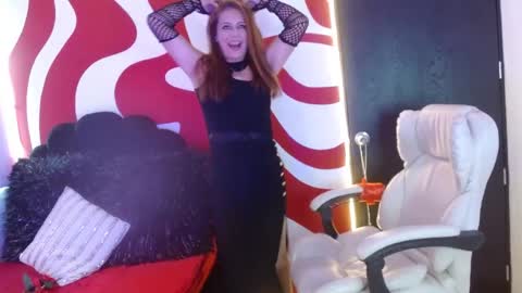 Snapshot of ivory_mistress chatting on 05-16-26, 02:16 ivory_mistress online show from 05-16-26, 02:16