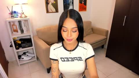 Snapshot of ivorycollins chatting on 02-17-25, 03:47 kirstenelsie online show from 02-17-25, 03:47