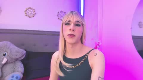 Snapshot of ivvy_rousse chatting on 07-15-26, 02:33 ivi rosse online show from 07-15-26, 02:33