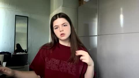 ivy2108 online show from 04-21-26, 03:17