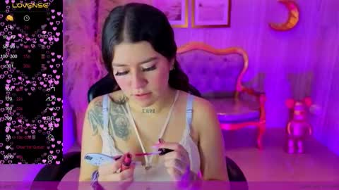 Ivy  online show from 10-14-25, 08:20