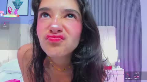 Snapshot of ivy_petit chatting on 07-24-26, 11:30 Ivy petit online show from 07-24-26, 11:30