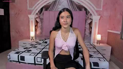 Snapshot of ivy_rae_xxx chatting on 10-02-25, 09:11 Ivy Rae online show from 10-02-25, 09:11