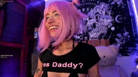 Ivy bank   online show from 12-16-25, 08:03