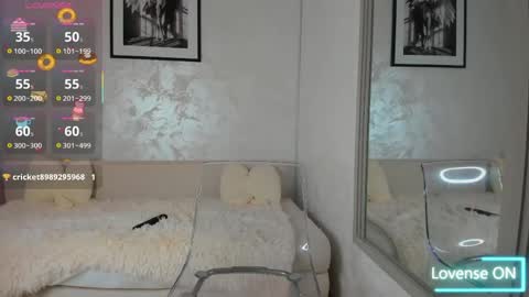 Snapshot of ivycher chatting on 05-23-26, 06:18 Ivy online show from 05-23-26, 06:18
