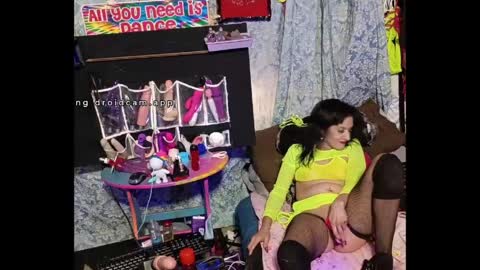ivyjennifer366 online show from 05-30-26, 05:37