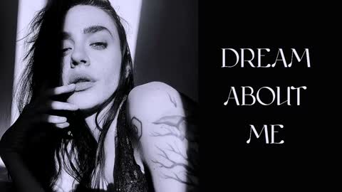 Snapshot of ivyjonson chatting on 01-08-25, 04:11 Miss Ivy online show from 01-08-25, 04:11