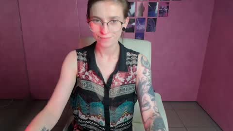 Ivy online show from 07-19-26, 11:41