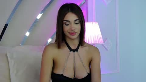 Snapshot of ivynox chatting on 06-14-26, 05:37 Ivy online show from 06-14-26, 05:37