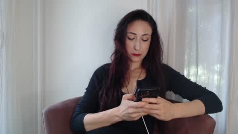 Snapshot of ivyrosiex chatting on 07-01-26, 01:56 Ivy Rosie online show from 07-01-26, 01:56