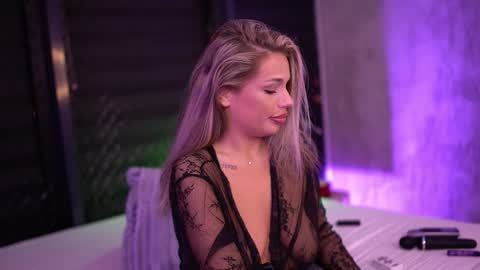 Snapshot of ivyrowa chatting on 01-04-25, 03:50 IvyRowa online show from 01-04-25, 03:50