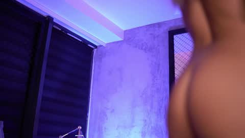 Snapshot of ivyrowa chatting on 03-11-25, 10:31 IvyRowa online show from 03-11-25, 10:31