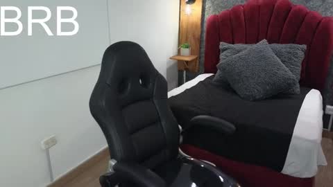 ivyrush09 online show from 10-15-25, 03:06