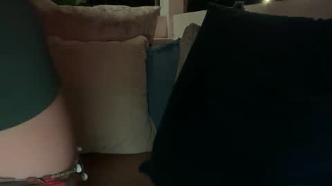 Snapshot of ivysagex chatting on 09-12-25, 01:22 ivysagex online show from 09-12-25, 01:22