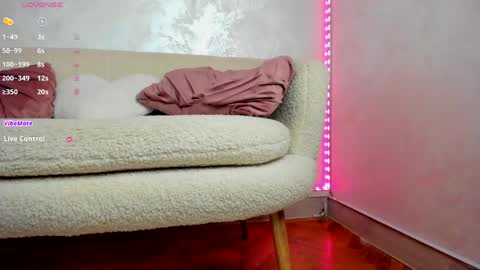 Snapshot of ivytease_ chatting on 05-22-26, 05:14 Ivt online show from 05-22-26, 05:14