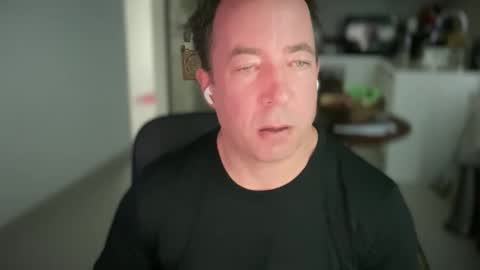 chat with me to find out online show from 12-22-24, 03:44