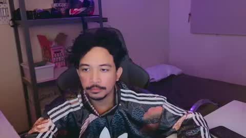 Snapshot of iwasd3nse chatting on 02-17-25, 01:32 iwasd3nse online show from 02-17-25, 01:32