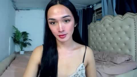 iwillcum4u_ online show from 12-04-25, 02:43