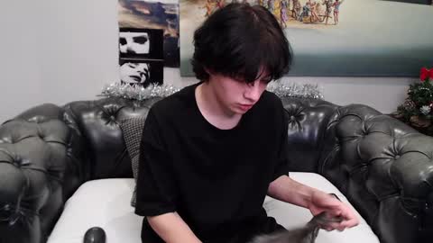 Maxim online show from 12-12-24, 09:26