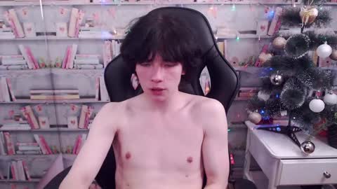 Maxim online show from 12-21-24, 01:04