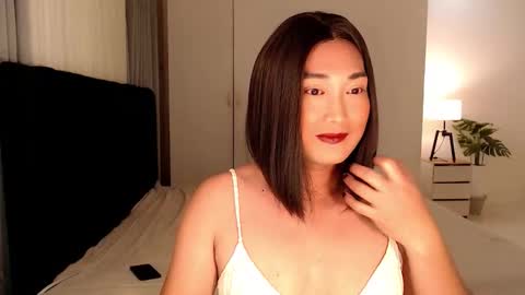 Snapshot of iya_hermosa chatting on 12-20-25, 10:33 iya_hermosa online show from 12-20-25, 10:33