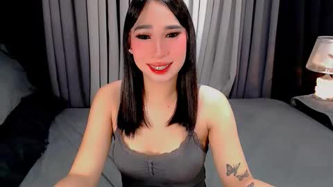 UR LOVELY IYANNA online show from 11-25-25, 07:47