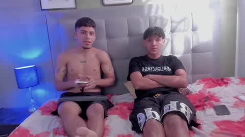 izaack online show from 12-12-24, 12:55